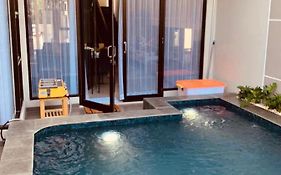 Platinum Setrasari Guest House 5br Private Pool