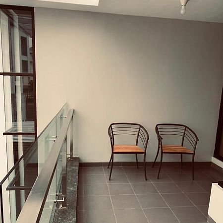 Platinum Setrasari Guest House 5Br Private Pool Bandung Bagian luar foto