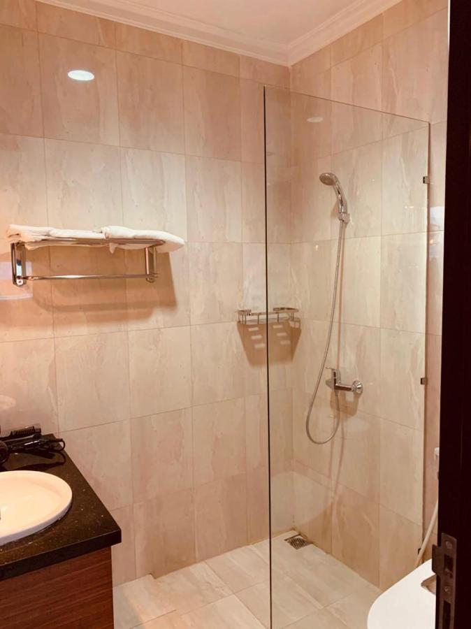 Platinum Setrasari Guest House 5Br Private Pool Bandung Bagian luar foto