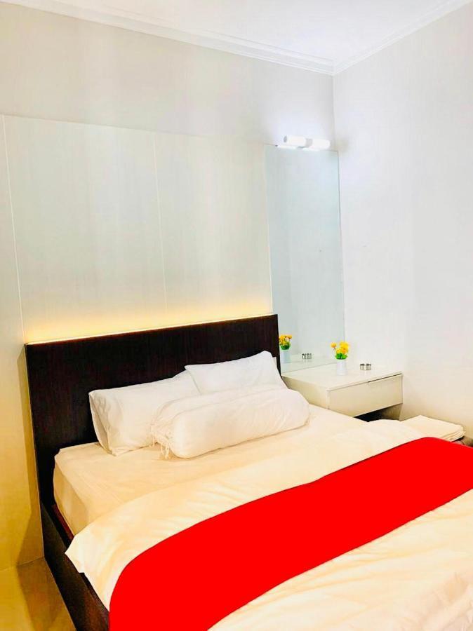 Platinum Setrasari Guest House 5Br Private Pool Bandung Bagian luar foto